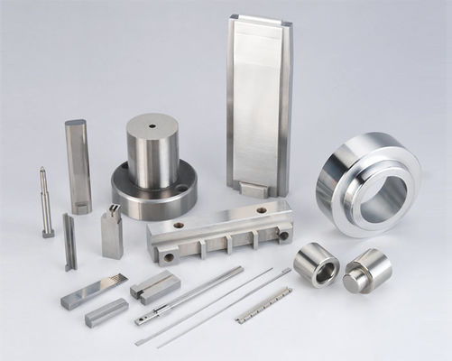 Commande numérique par ordinateur usinant le moulage par injection de précision de SKD11 0.002mm